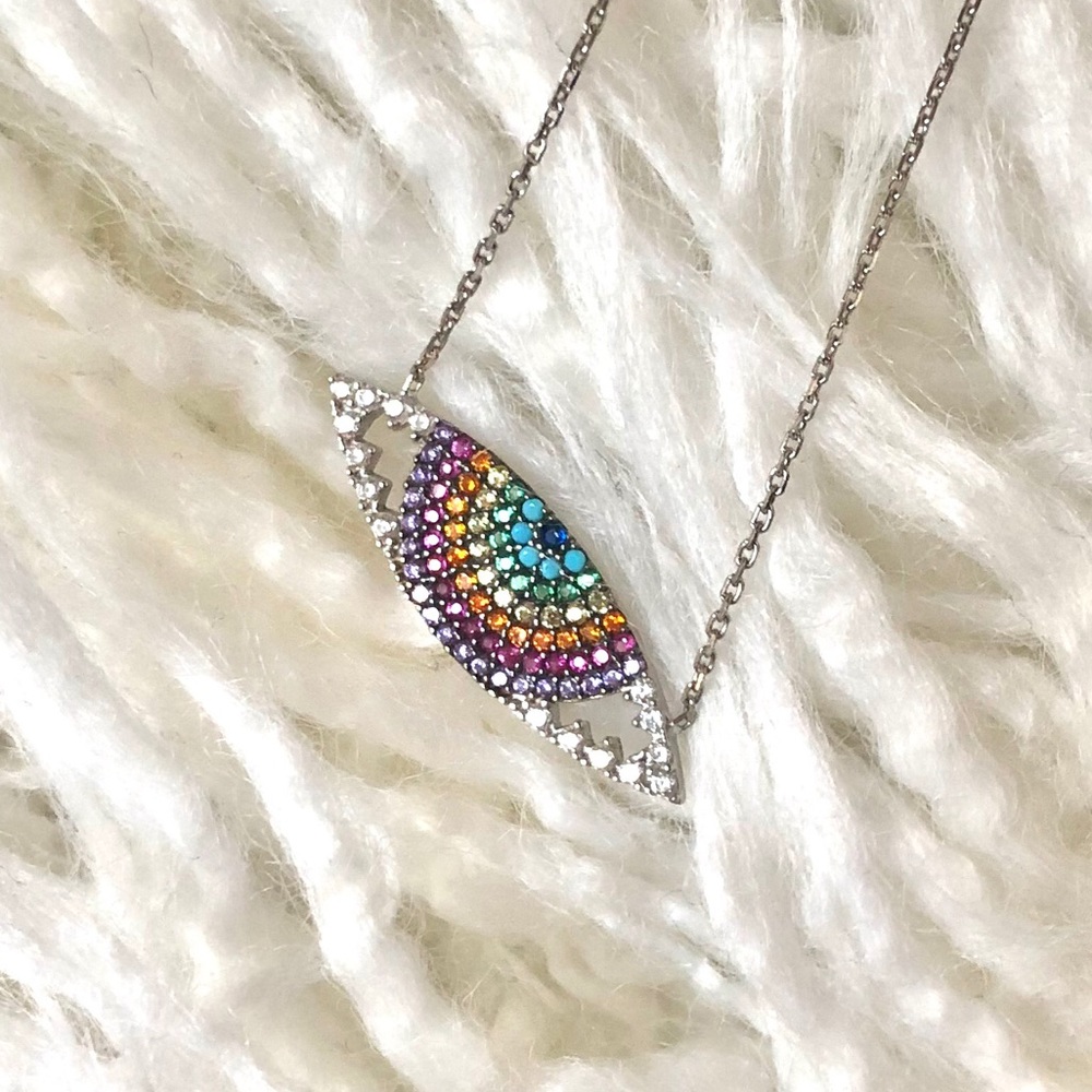 Kitross Los Angeles Rainbow Evil Eye Necklace